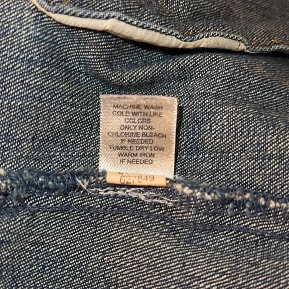 J. Jill Women’s Blue Demin Distressed Stretch Jean Jacket Coat Size Small - Picture 14 of 16